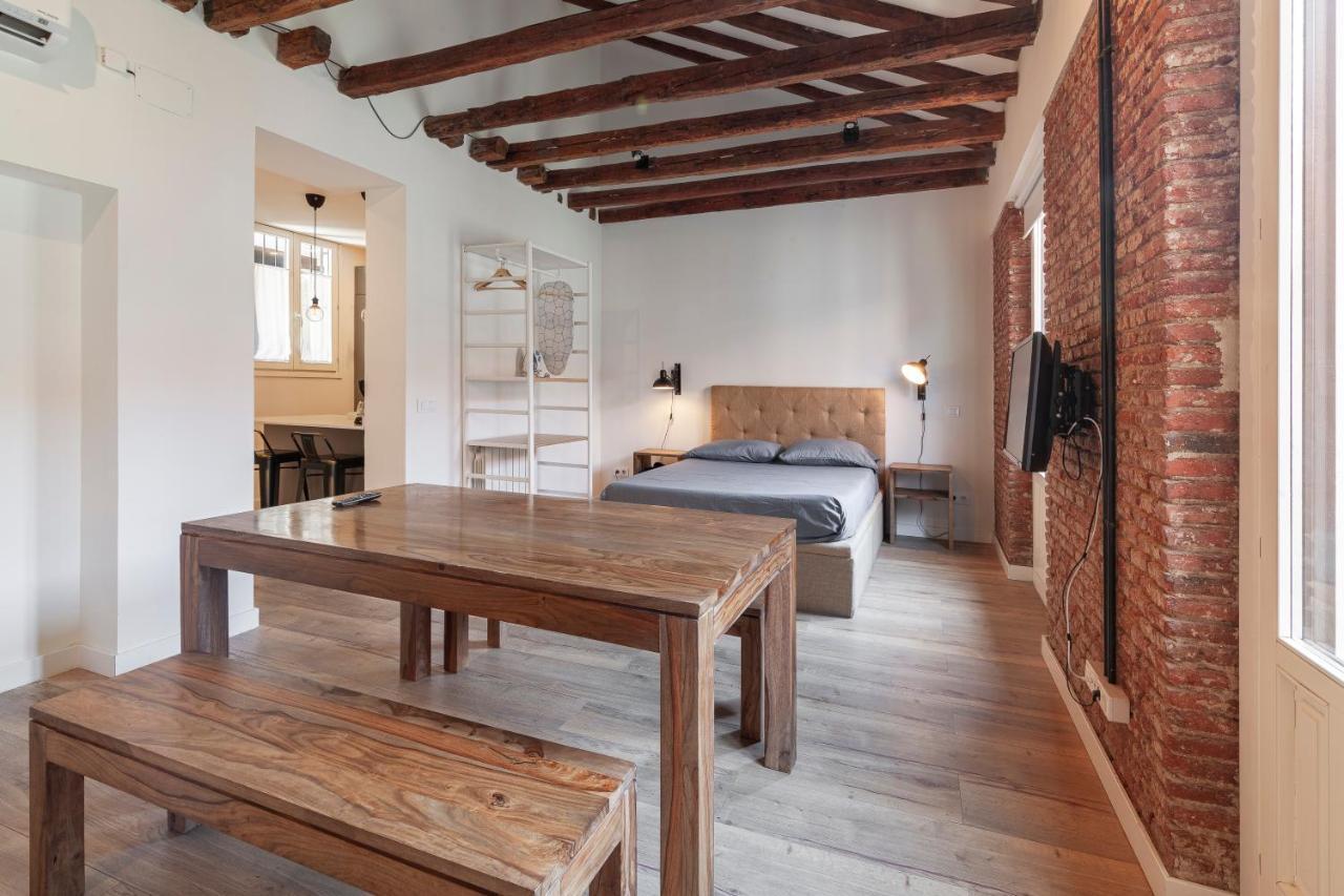 The Barn Madrid Exterior photo